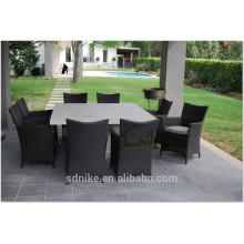 Juego de comedor conjunto de uso específico Rattan material mesa de comedor conjunto